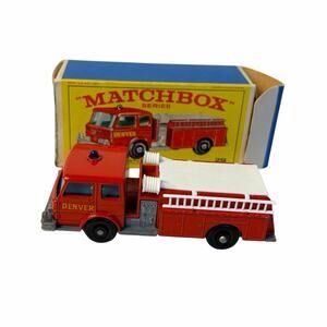 VTG Lesney Matchbox #29 Fire Pumper Truck in original box.1960s diecast toy